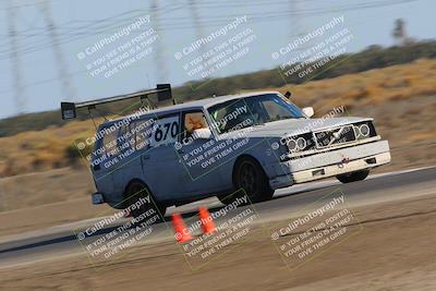 media/Oct-02-2022-24 Hours of Lemons (Sun) [[cb81b089e1]]/915am (I-5)/